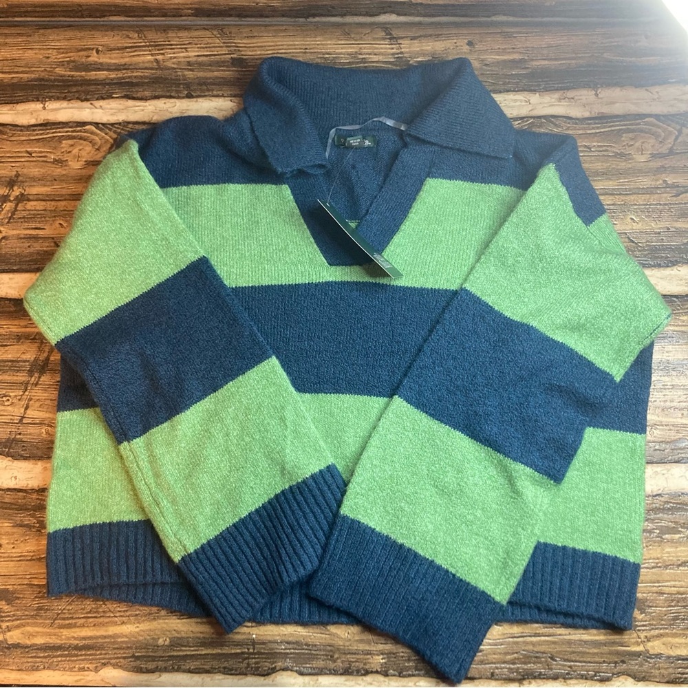 Wild Fable Womens vneck Blue and green striped sweater XS